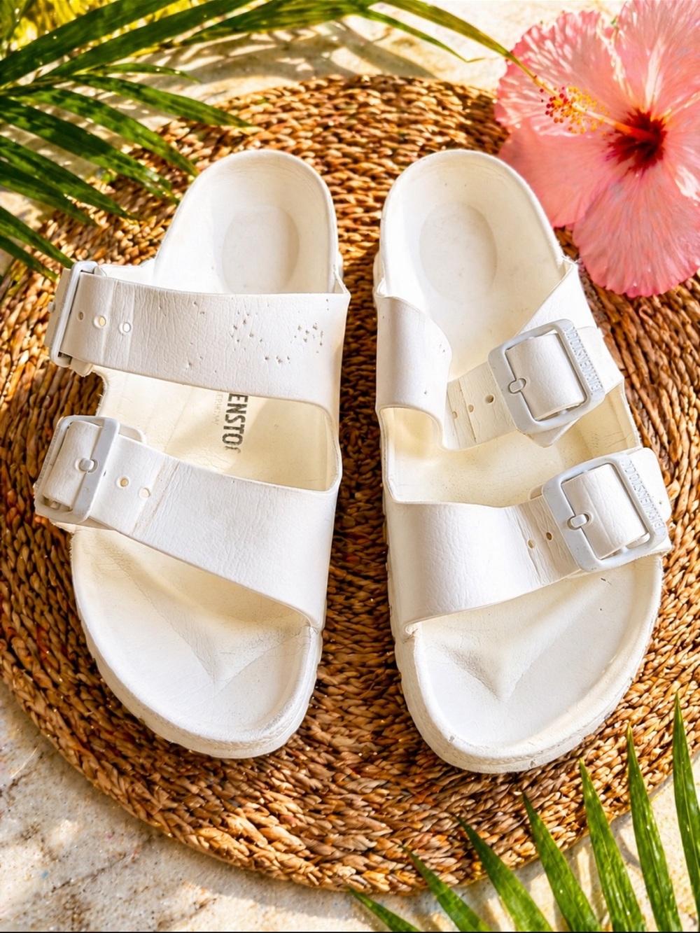 Birkenstock EVA Arizona Sandals White Size 37 EU / US 6 Waterproof Slides